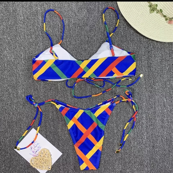 Beautiful Sexy Lace Up Print Bikini Set - Picture 6 of 8